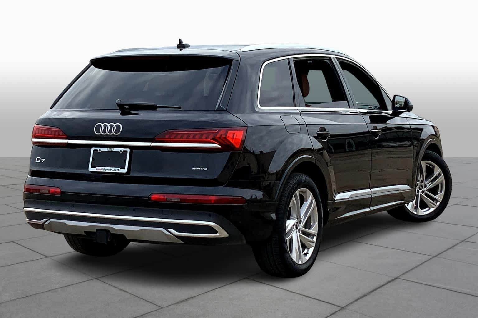 Used 2021 Audi Q7 3.0T Prestige w/ Prestige Package AWD/4WD image 12