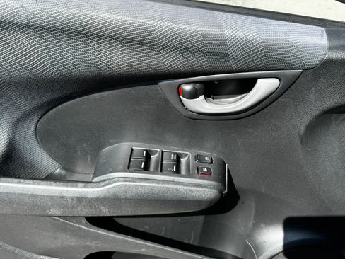 Used 2010 Honda Fit Sport image 14