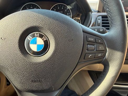 Used 2013 BMW 328i xDrive Sedan AWD/4WD image 19
