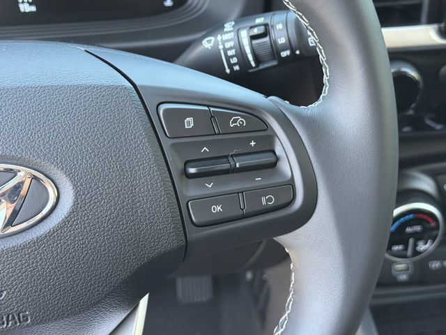 New 2026 Hyundai Venue SEL FWD image 27