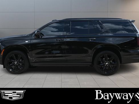 Certified 2026 Cadillac Escalade Sport w/ Touring Package AWD/4WD image 5