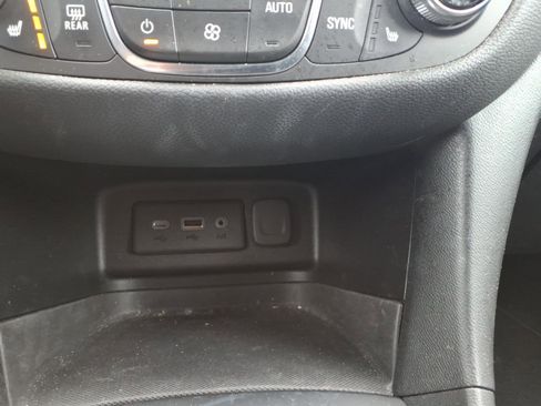 Certified 2019 Chevrolet Equinox LT AWD/4WD image 16