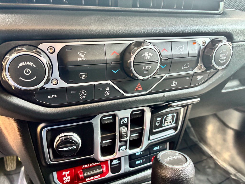 Used 2026 Jeep Gladiator Mojave AWD/4WD image 30