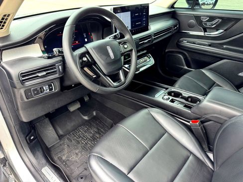 Used 2024 Lincoln Corsair FWD w/ Equipment Group 101A image 11