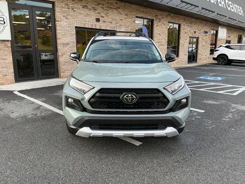 Used 2020 Toyota RAV4 Adventure w/ Convenience Package AWD/4WD image 9