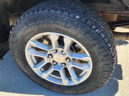 Used 2024 Chevrolet Silverado 1500 LT image 31