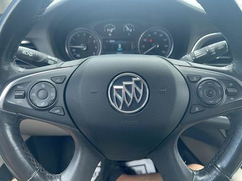 Used 2019 Buick Enclave Premium AWD/4WD image 18