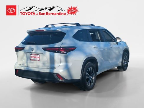 New 2026 Toyota Highlander XLE AWD/4WD image 5