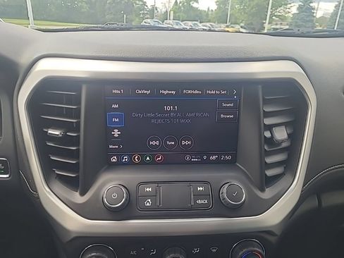 Used 2023 GMC Acadia SLT w/ Preferred Package AWD/4WD image 23