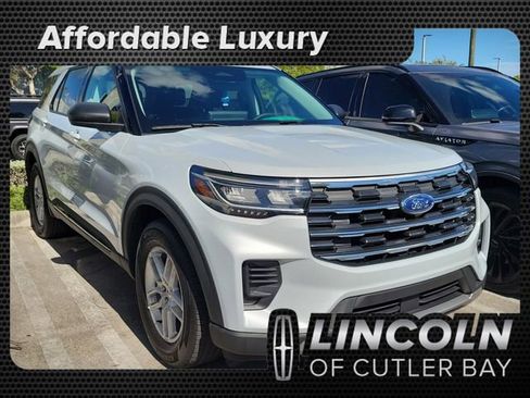 Used 2026 Ford Explorer Active RWD image 1
