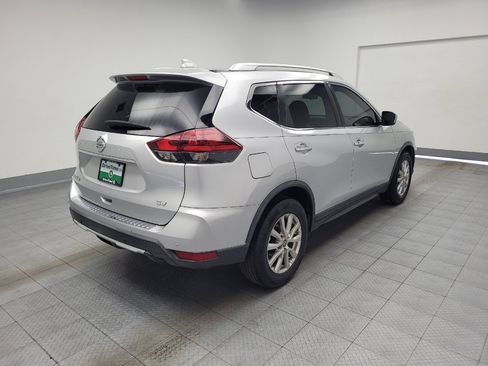 Used 2019 Nissan Rogue SV FWD image 9