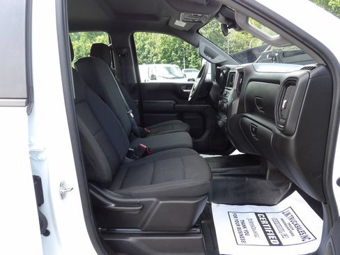Used 2025 Chevrolet Silverado 3500 W/T AWD/4WD image 41