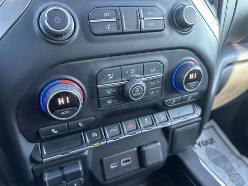 Used 2021 Chevrolet Silverado 1500 RST w/ Z71 Off-Road Package image 18