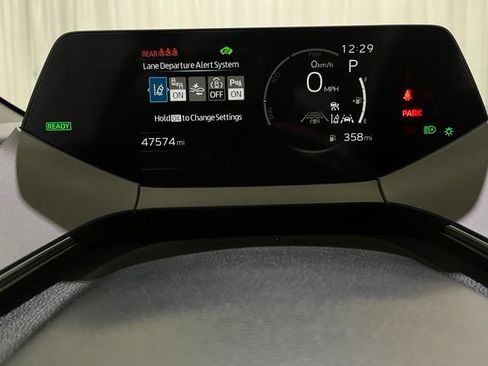 Used 2024 Toyota Prius Limited AWD/4WD image 17