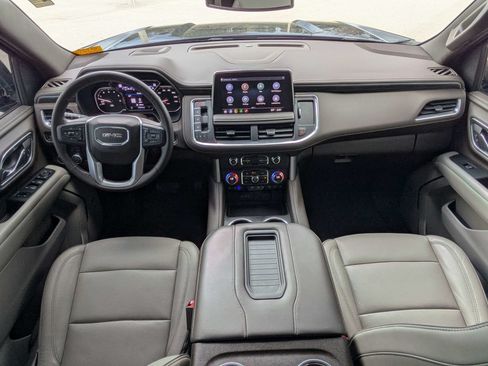 Used 2021 GMC Yukon SLT w/ SLT Luxury Plus Package AWD/4WD image 19