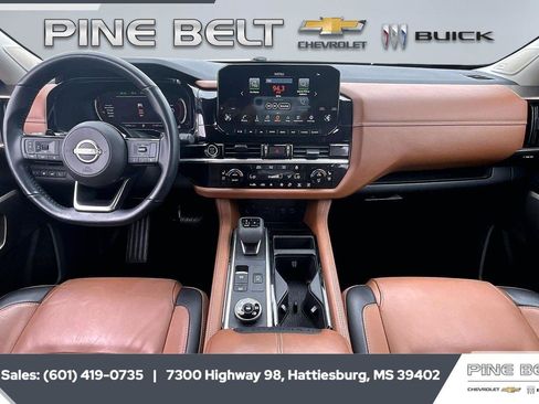 Used 2023 Nissan Pathfinder Platinum w/ Cargo Package AWD/4WD image 13