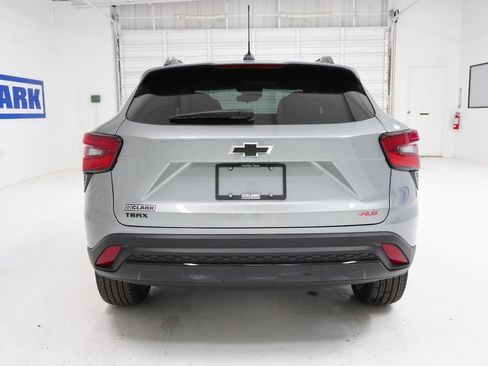 New 2026 Chevrolet Trax RS w/ Sunroof Package image 6
