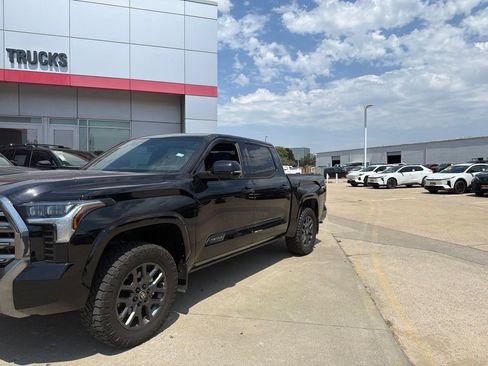 Used 2026 Toyota Tundra Platinum AWD/4WD image 1