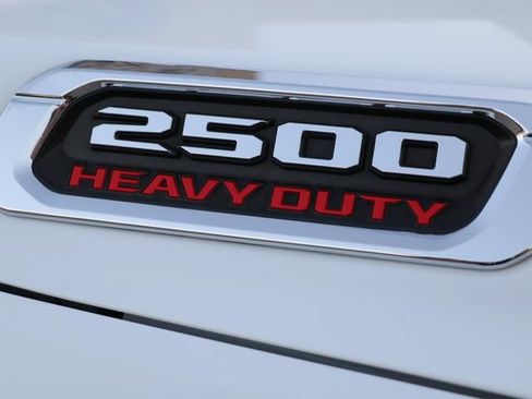 Used 2023 RAM 2500 Laramie AWD/4WD image 10