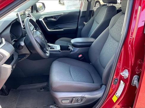 Used 2023 Toyota RAV4 XLE AWD/4WD image 23