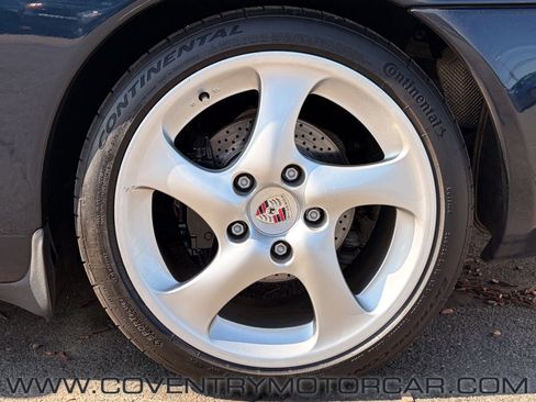Used 2004 Porsche 911 Carrera RWD image 11