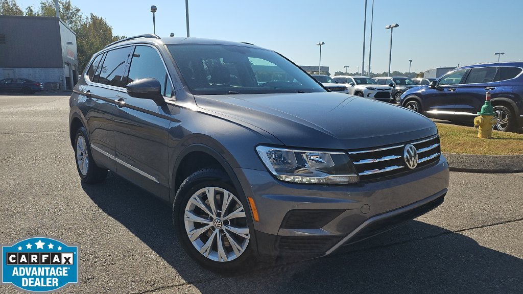 Used 2018 Volkswagen Tiguan SE FWD image 1