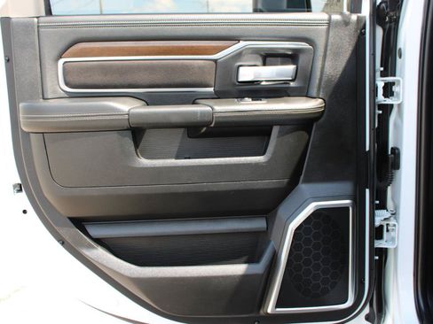 Used 2024 RAM 2500 Laramie w/ Safety Group AWD/4WD image 42