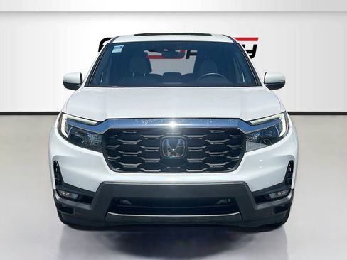 Used 2025 Honda Passport EX-L image 2