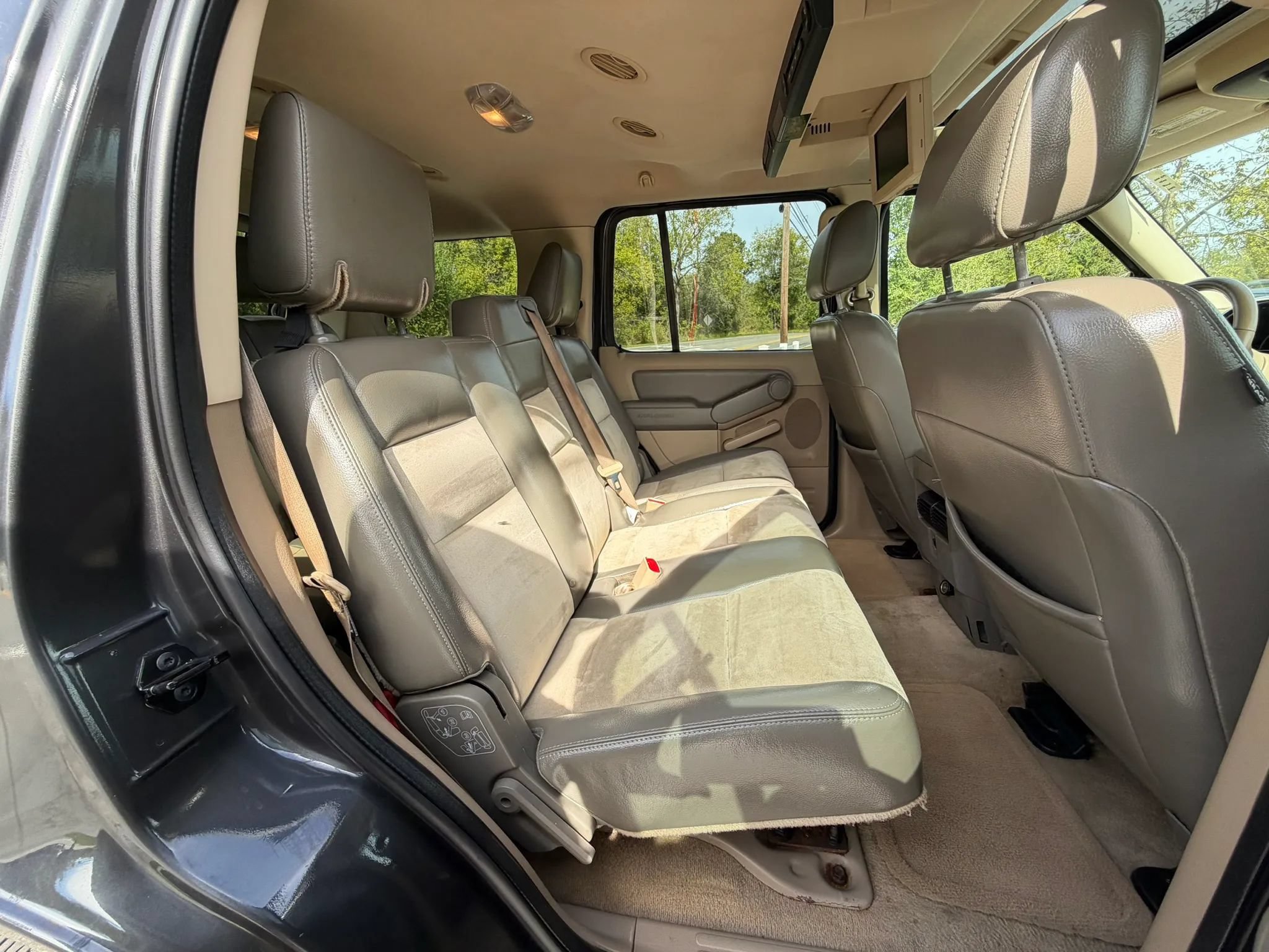 Used 2007 Ford Explorer Eddie Bauer AWD/4WD image 18