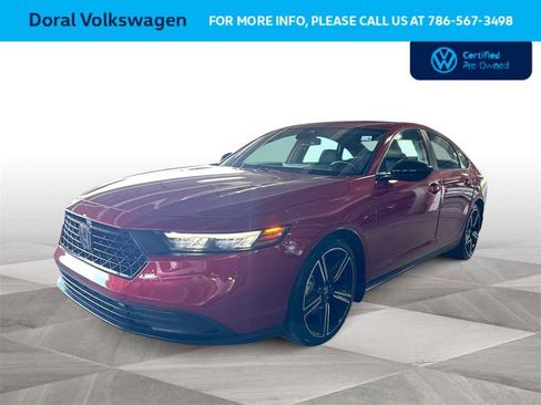 Used 2023 Honda Accord Sport image 4