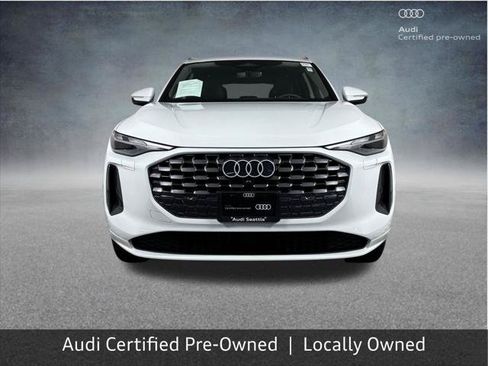 Used 2025 Audi Q5 Premium w/ Convenience Package AWD/4WD image 3