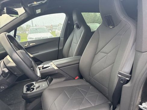 Used 2024 BMW iX xDrive50 w/ Premium Package AWD/4WD image 10