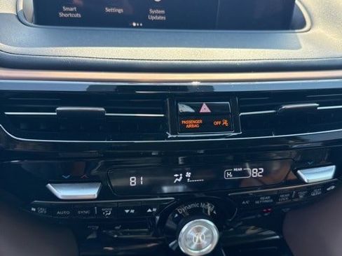 Used 2024 Acura MDX SH-AWD w/ Technology Package image 9