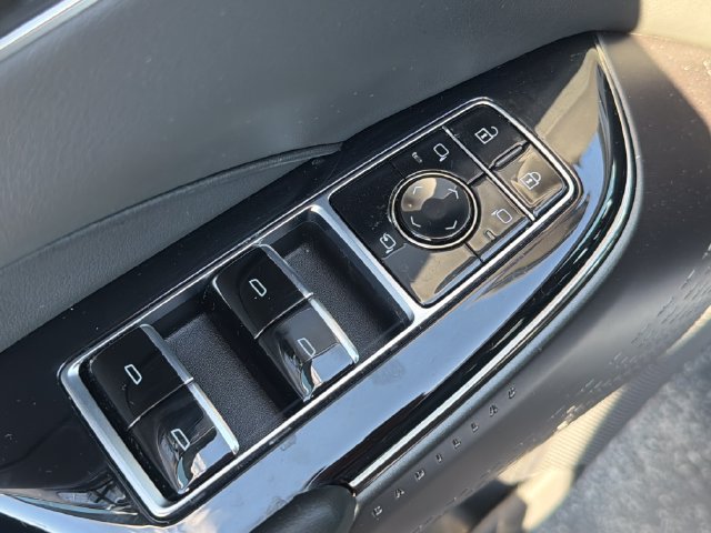 Certified 2024 Cadillac Lyriq Sport AWD/4WD image 13