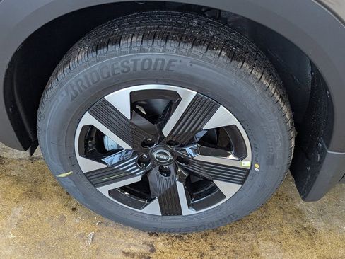 New 2026 Nissan Kicks SV image 29