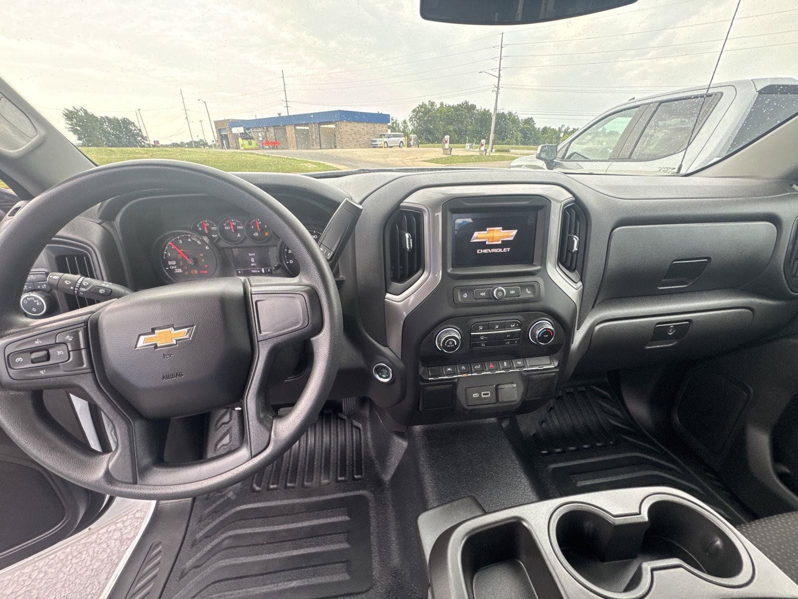 Used 2025 Chevrolet Silverado 1500 W/T RWD image 10