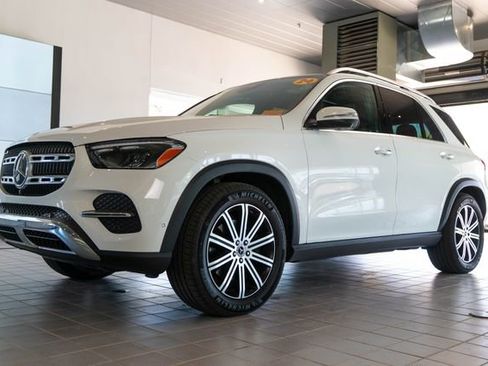 Certified 2024 Mercedes-Benz GLE 350 4MATIC image 3