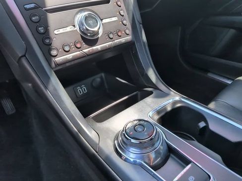 Used 2019 Ford Fusion Titanium FWD image 22