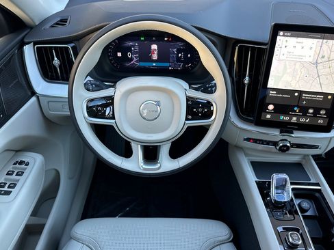 New 2026 Volvo XC60 B5 Ultra w/ Climate Package image 12