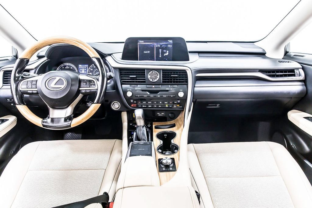 Used 2021 Lexus RX 350L Premium w/ Premium Package AWD/4WD image 17