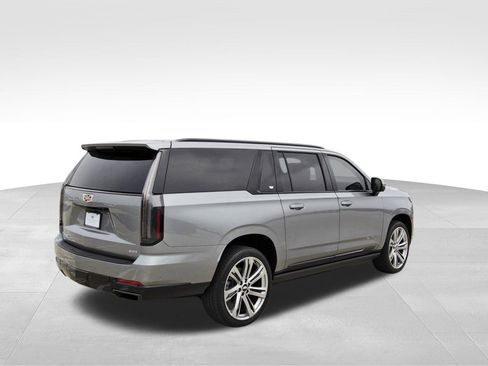 New 2026 Cadillac Escalade ESV Sport AWD/4WD image 4