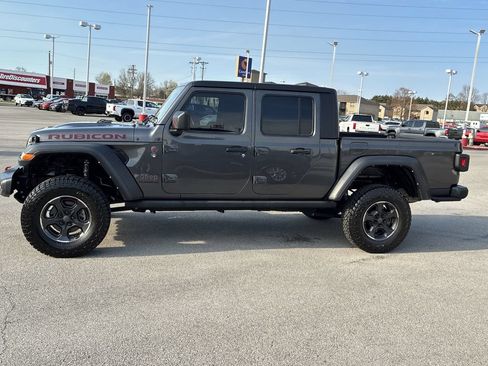 Used 2022 Jeep Gladiator Rubicon w/ Trailer Tow Package AWD/4WD image 5