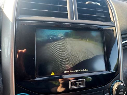 Used 2014 Chevrolet Malibu LT w/ Power Convenience Package image 20