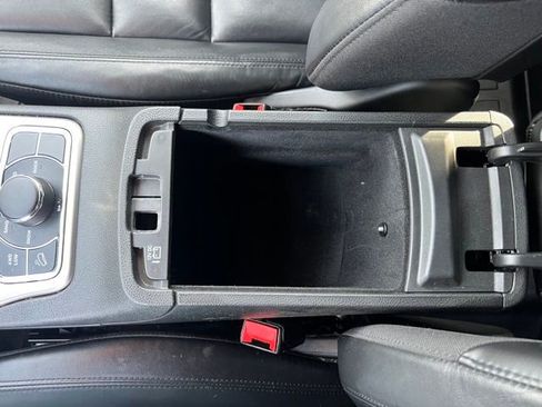 Used 2022 Jeep Grand Cherokee Limited w/ Trailer Tow Group IV image 28