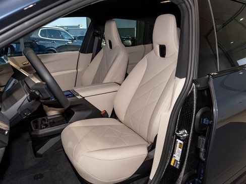 New 2026 BMW iX xDrive45 w/ Premium Package image 34