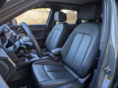 Used 2023 Audi Q3 2.0T Premium w/ Convenience Package image 30