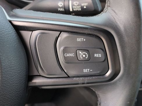 Used 2019 Jeep Wrangler Sport AWD/4WD image 23
