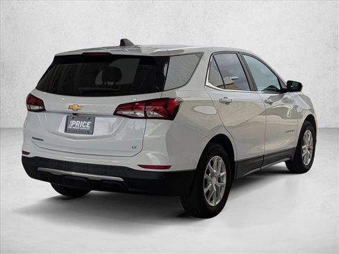 Used 2024 Chevrolet Equinox LT FWD image 5