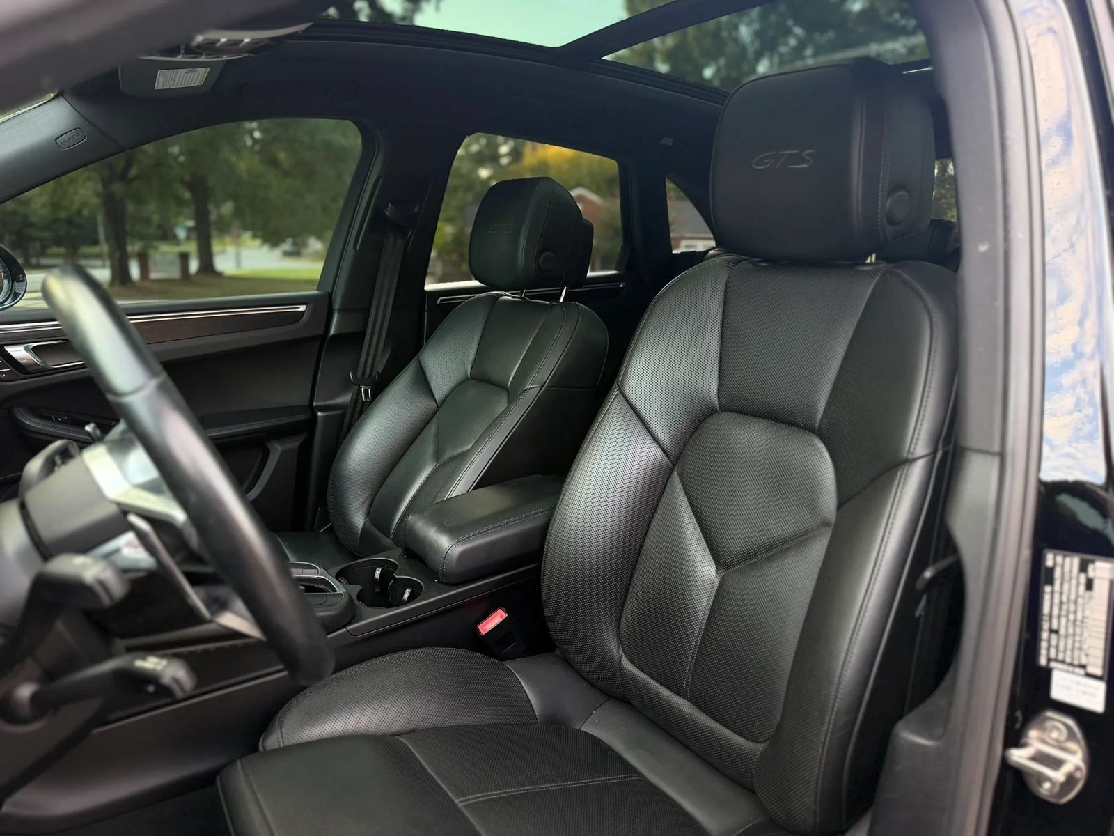 Used 2018 Porsche Macan GTS AWD/4WD image 12