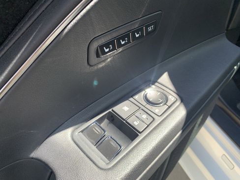 Used 2018 Lexus LC 500 Coupe w/ Touring Package image 15